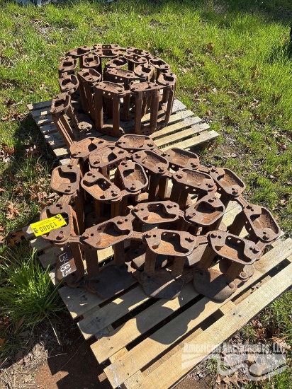 SKID STEER TRACK
