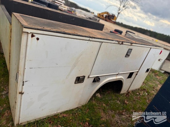 RAWSON-KOENIG 10 FT SERVICE BED FOR TRUCK