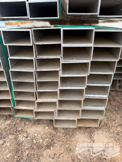 (32) ALUMINUM TUBING 2'X4'X20'