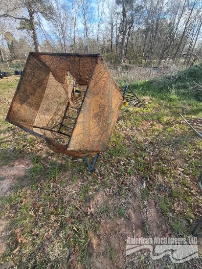 BOX TREE STAND 11x3x3