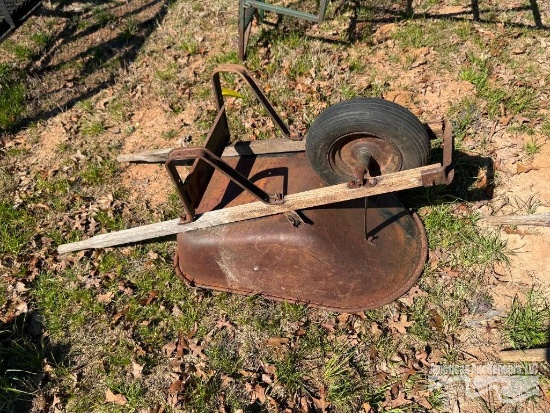TRUE TEMPER WHEEL BARREL