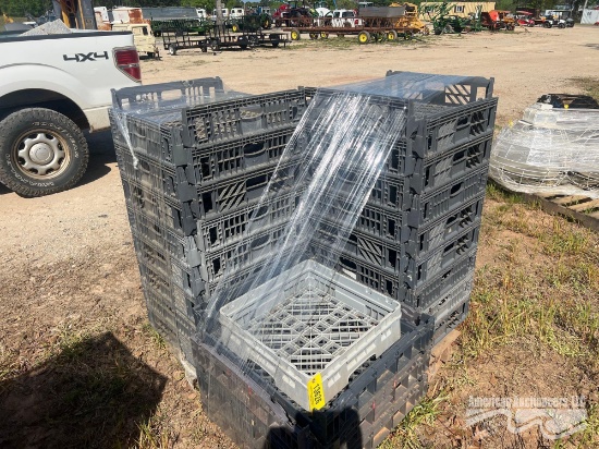 (41) PLASTIC BREAD TRAYS