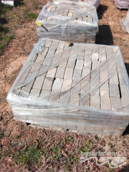 PALLET OF PAVER STONES