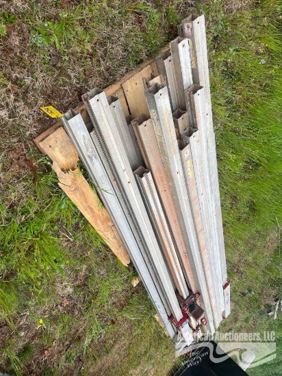 POWER POLES FOR PUMP JACKS