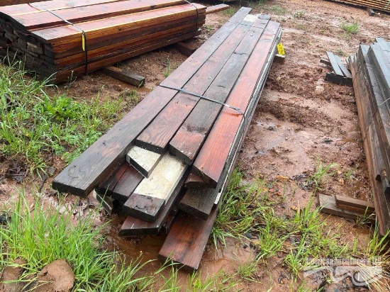 BUNDLE OF RECLAIMED LUMBER