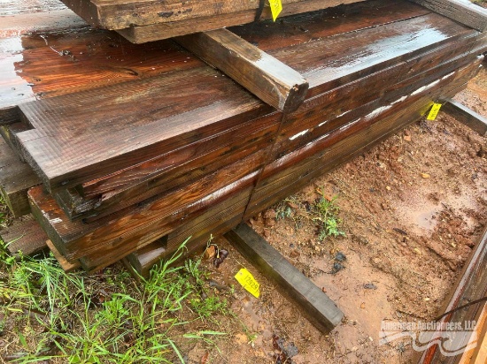 BUNDLE OF APPROXIMATE 900 BOARD FT RECLAIMED LUMBER