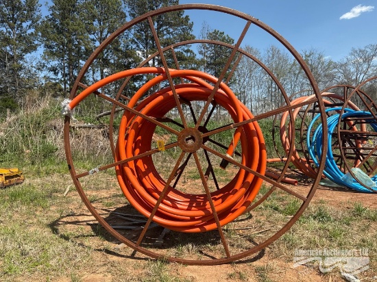 LARGE HOSE REEL W/HOSE