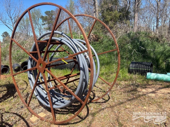 HUGE METAL HOSE REEL W/HOSE