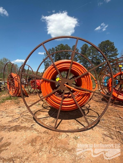 LARGE HOSE REEL W/HOSE