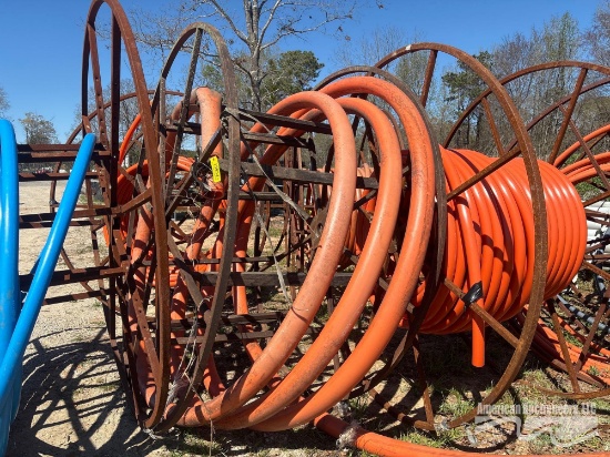 LARGE METAL HOSE REEL W/HOSE
