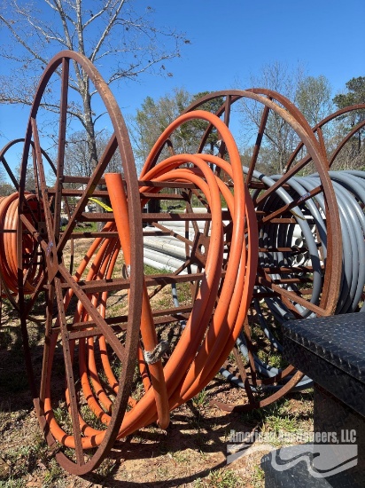 HUGE METAL HOSE REEL W/HOSE