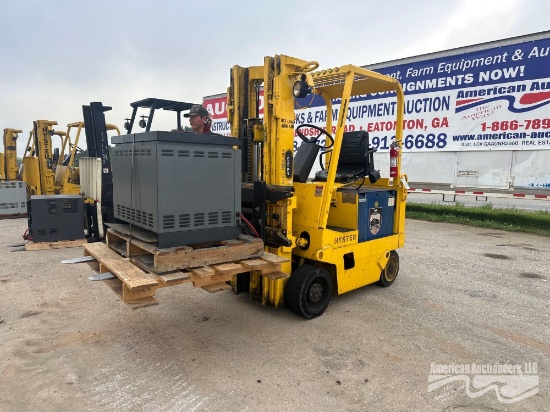 HYSTER ELECTRIC FORK LIFT