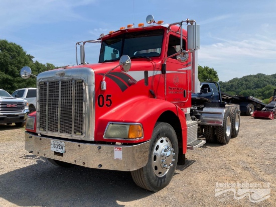 2005 Peterbilt 385 Truck, VIN # 1XPGDU9X05D848193
