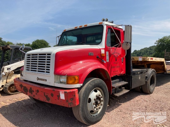 2000 International 4700 Truck, VIN # 1HSSCAAN3YH310776
