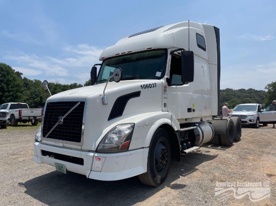 2012 Volvo VNL Truck, VIN # 4V4NC9EJ3CN557564