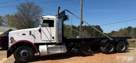 2005 PETERBILT 357 ROLL OFF TRUCK