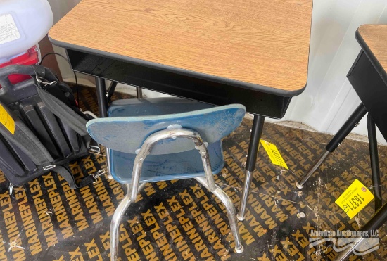 NEW SCHOOL DESK & CHAIR