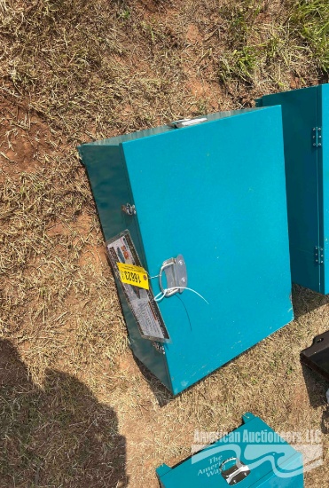 RATCHET TIE DOWN AND FLAT PACK TOOL BOX