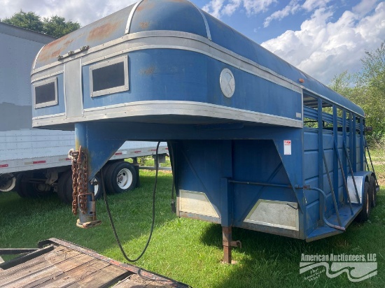 1993 PONDEROSA T/A GOOSENECK CATTLE TRAILER
