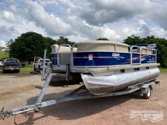 2017 SUN TRACKER PARTY BARGE