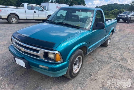 1996 Chevrolet S10 Pickup Truck, VIN # 1GCCS14X6T8142945, *INOPERABLE *FLOOD DAMAGE