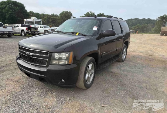 2007 Chevrolet Tahoe Multipurpose Vehicle (MPV), VIN # 1GNFC13057R181662