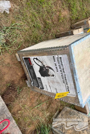 DIESEL FUEL TRANSFER PUMP W/ 49' HOSE