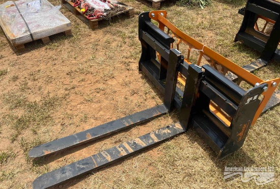 48.5'' Q/A SKID STEER PALLET FORK