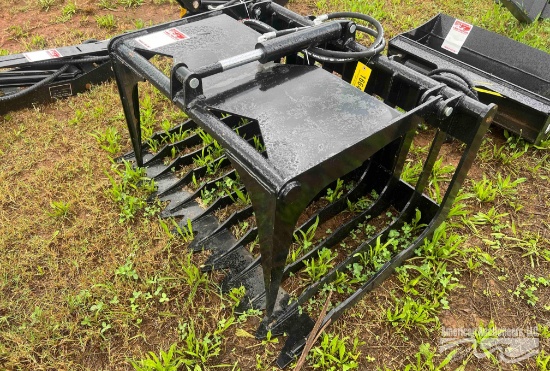 44" SKID STEER HOLLOW WOOD GRABBER