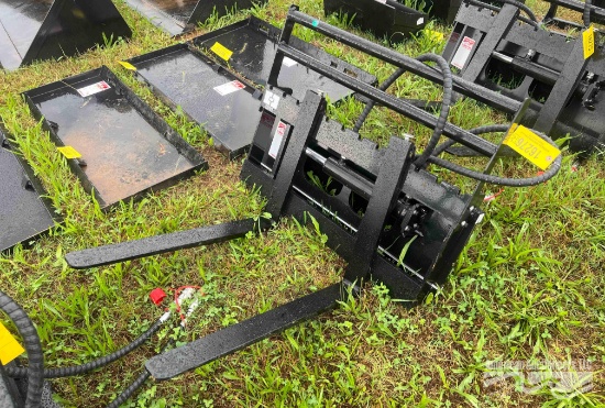 QUICK ATTACH HYD SIDE SHIFT SKID STEER FORK MAST