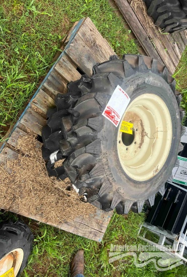 (2) 9.5-16 tires and wheels