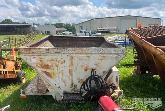 FERTILIZER/SALT SPREADER