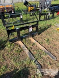 NEW KIVEL 3500LB QUICK ATTACH 4' PALLET FORK ATTACHMENT
