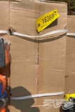 BOX OF 32 PCS 2''X27FT-5T RATCHET STARPS AND 10 PCS OF 1 1/2''X27FT-3T RATCHET STRAPS