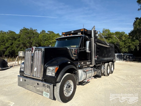 2020 KENWORTH W990 TRIPLE AXLE DUMP TRUCK