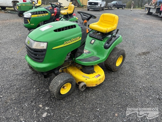 JOHN DEERE L100 5 SPD RIDING MOWER