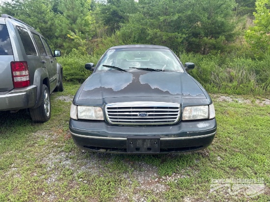 1998 Ford Crown Victoria *BOSO
