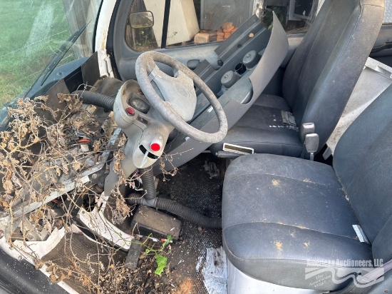 2008 GEM e4 Electric golf cart enclosed *BOSO