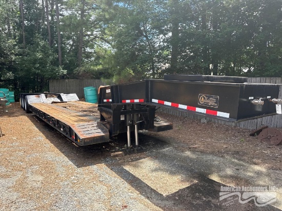 2005 Witzco Challenger RG-50 Tri-Axle Detach Lowboy Trailer