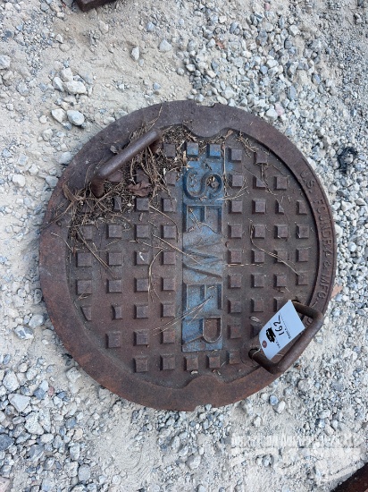 24 x 24 Sewer Manhole Cover w/ Handles