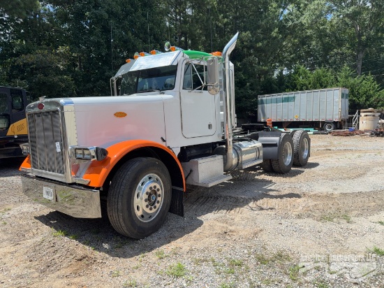 1996 Peterbuilt 379 Tractor Truck