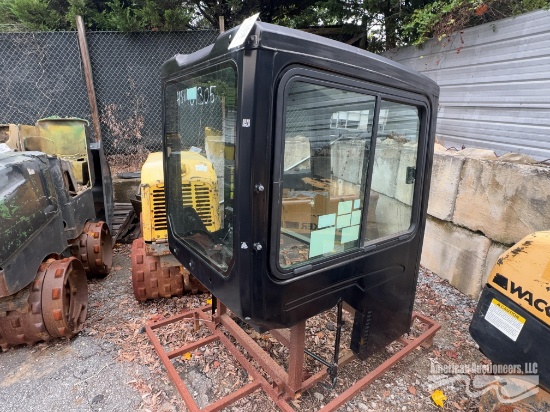 Exposed Cab for Excavator