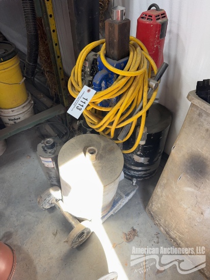 Hole Saw Machine w/ Bits