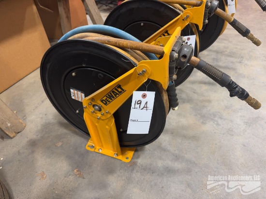 DEWALT Hose Reel w/ Air Hose