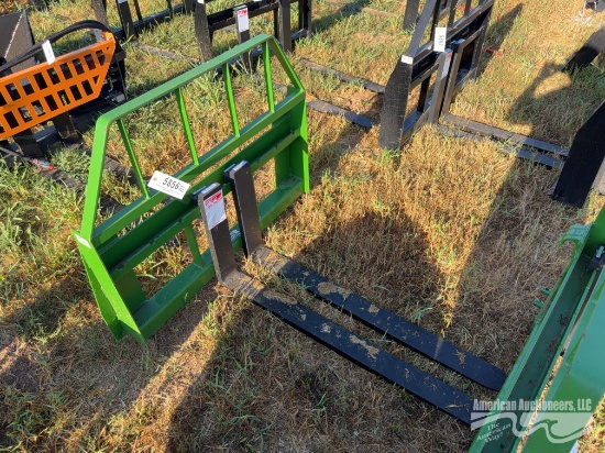KIVEL JOHN DEERE QUICK ATTACH 48" PALLET FORKS & MAST