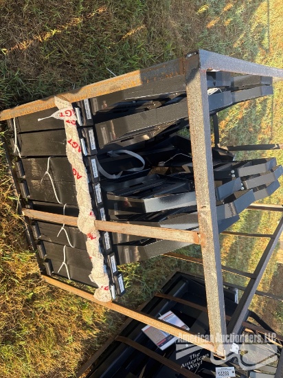 AGROTK SSCPF42-2200-WFF QUICK ATTACH 42" WALK THROUGH SKID STEER PALLET FORK MAST