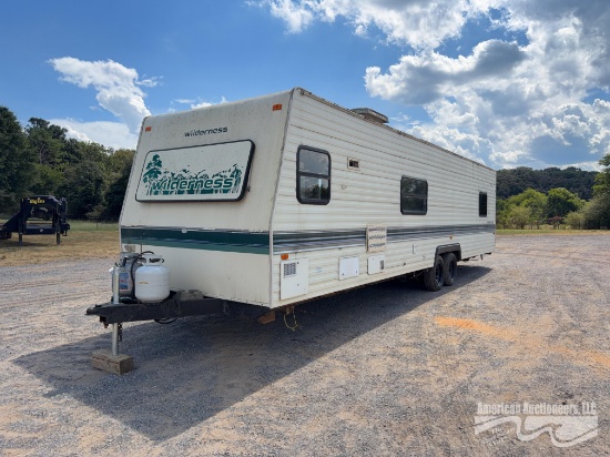 1994 Wilderness Ct 30ft T/A Camper