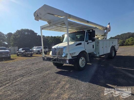 2003 International Navistar 4500 S/A Bucket Truck