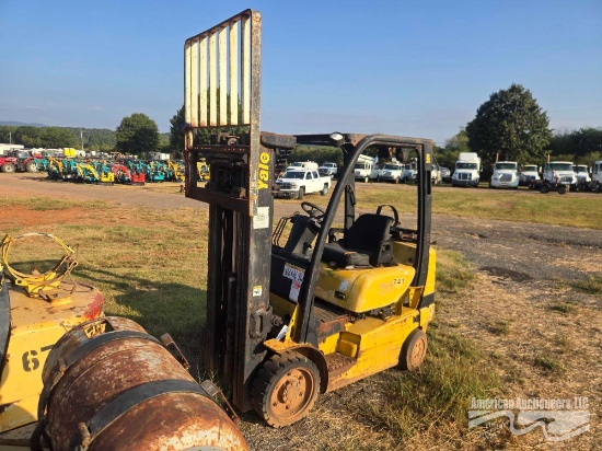 Yale Glc050vxnvae083 Fork Lift