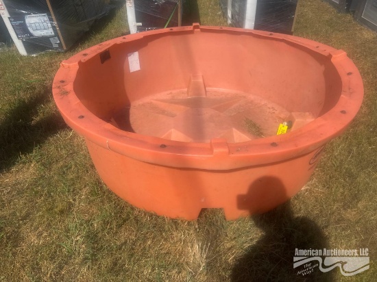 200 Gallon Sioux Poly Water Trough